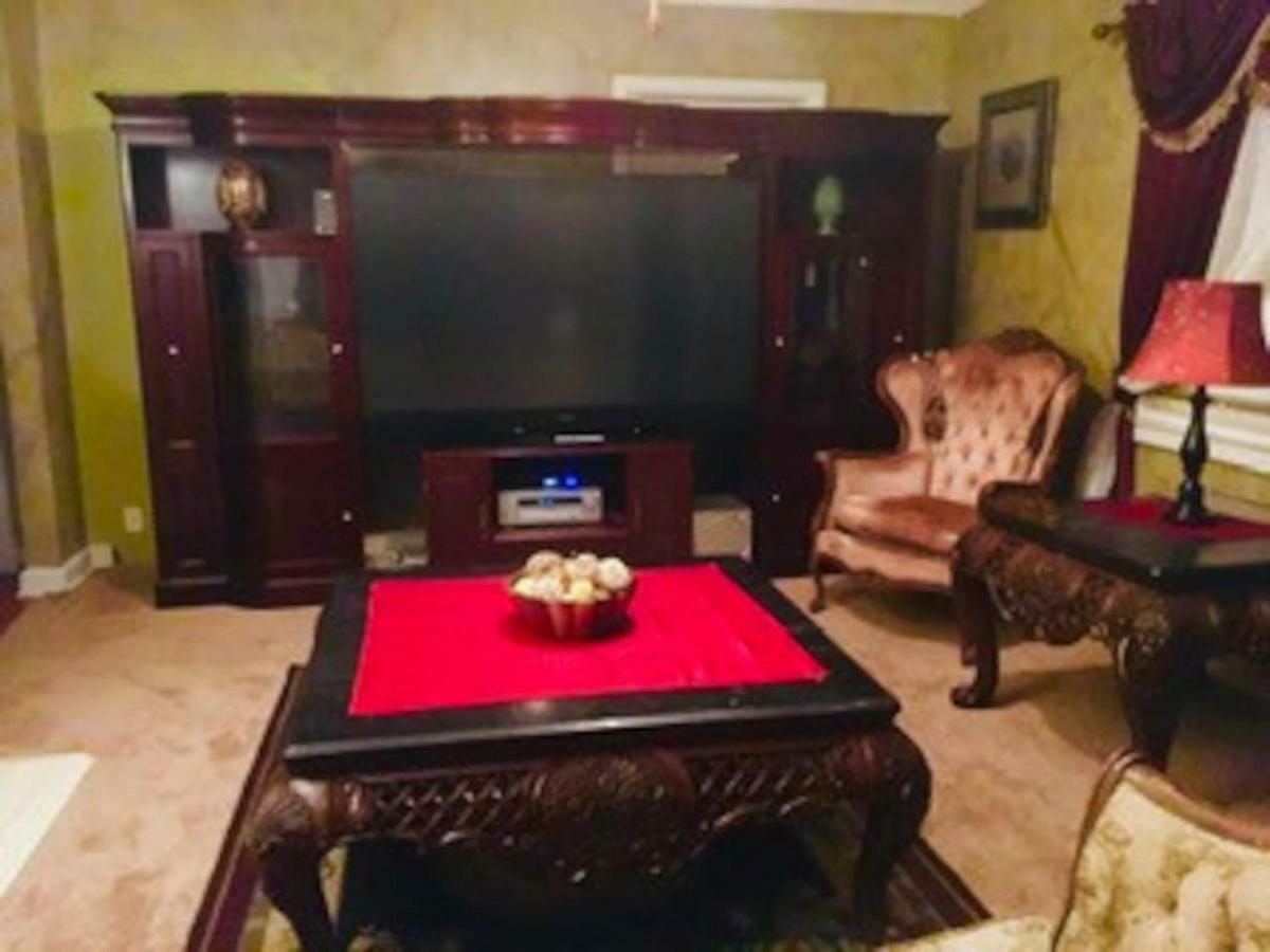 Best Deal In Town! Entire 1 Bedroom Apartment 59 มอนต์โกเมอรี ภายนอก รูปภาพ