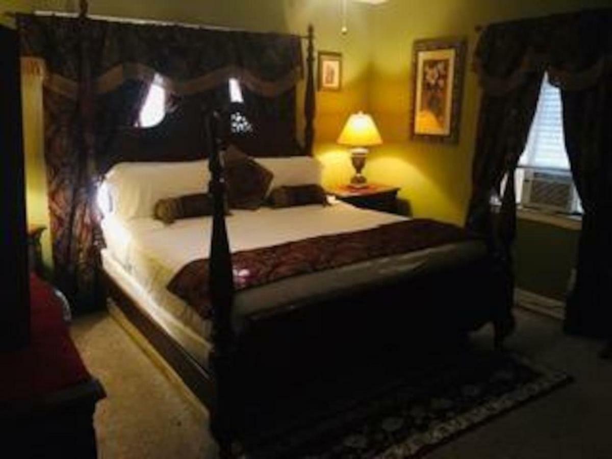 Best Deal In Town! Entire 1 Bedroom Apartment 59 มอนต์โกเมอรี ภายนอก รูปภาพ